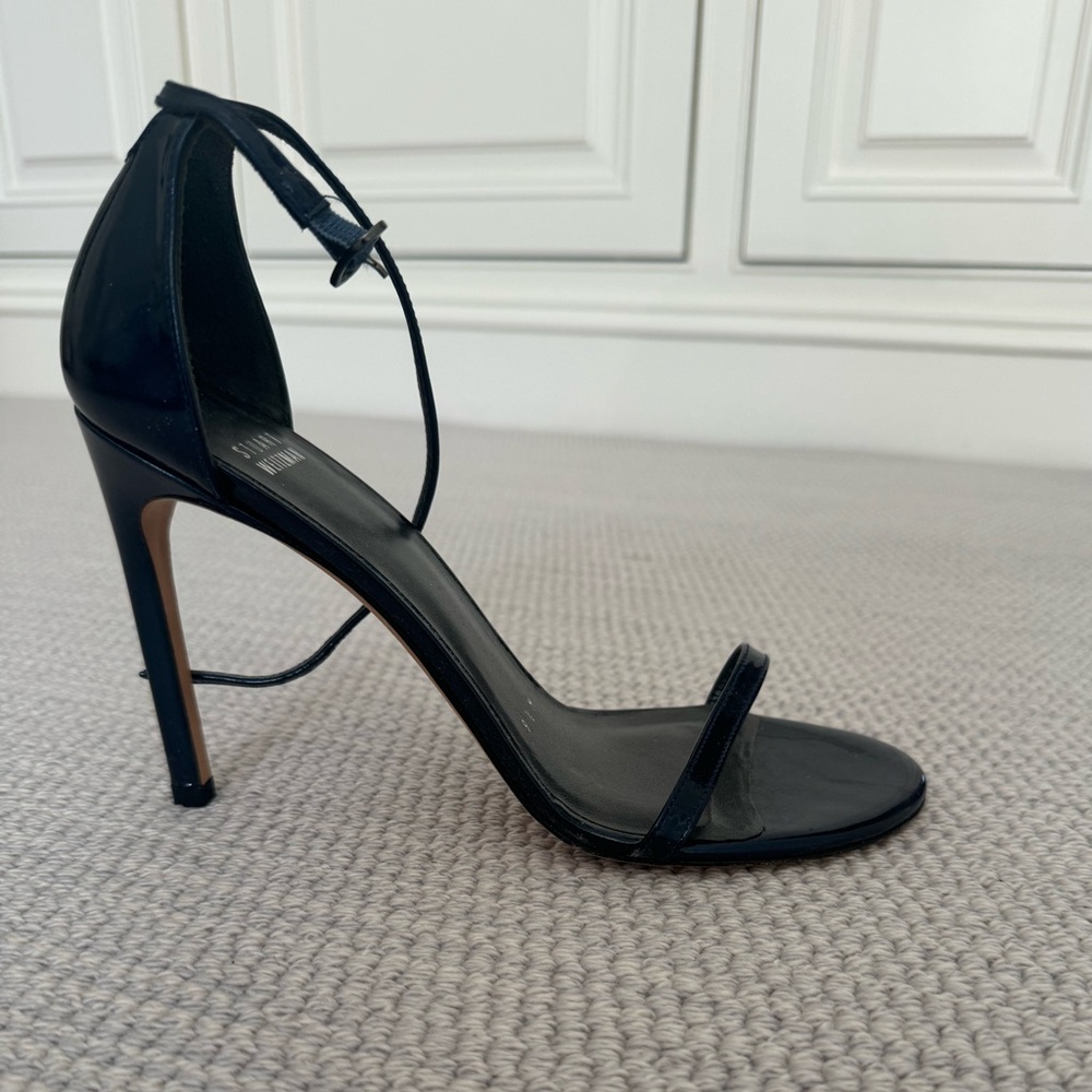Stuart Weitzman - Elegant Black Stiletto Heels